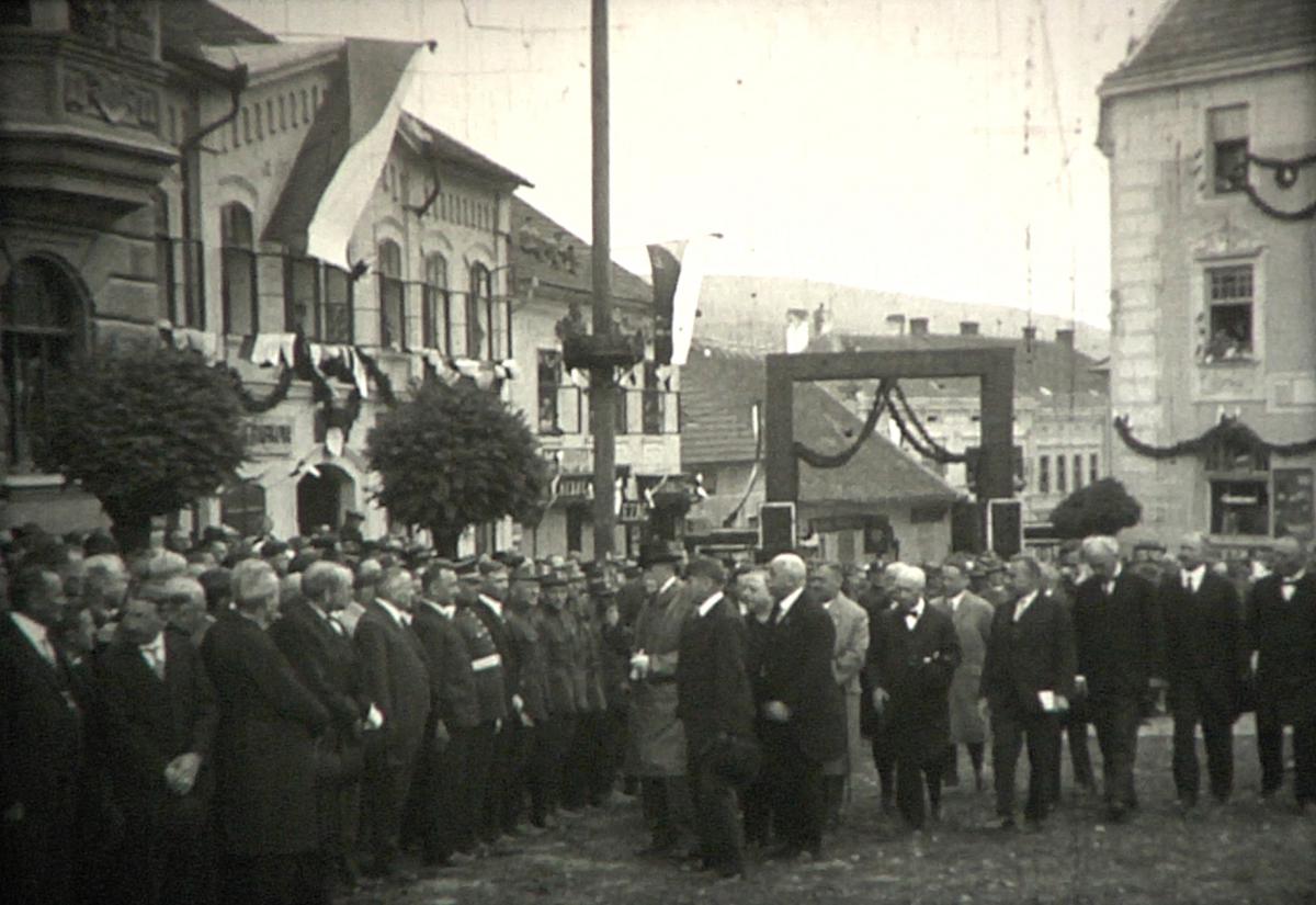 T.G.Masaryk na náměstí v Tišnově při setkání s legionáři 