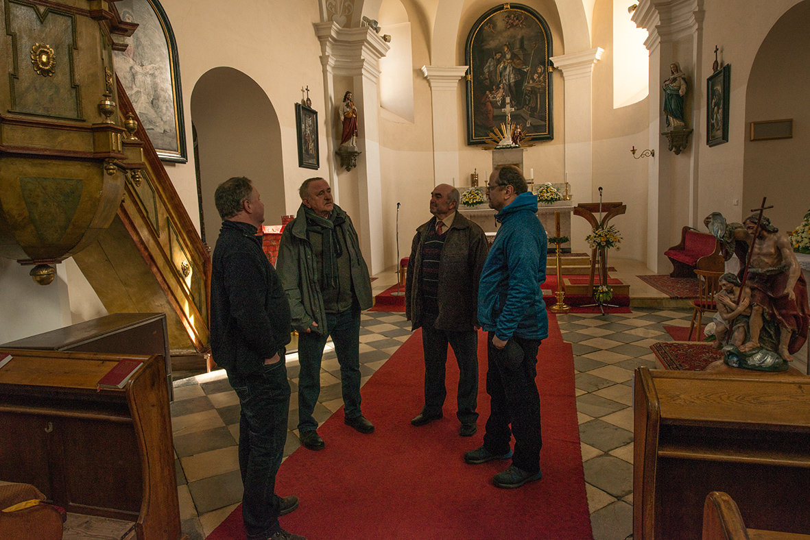 Badatelská prohlídka kostela sv. Mikuláše v Deblíně v dubnu 2017